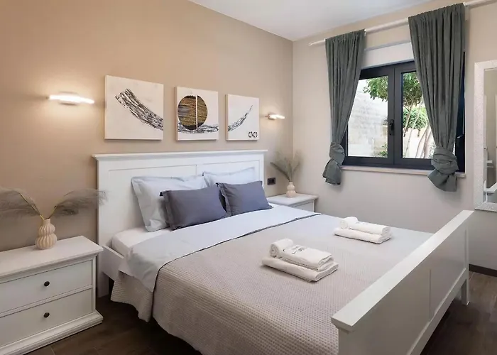 Emma Pag Holiday home