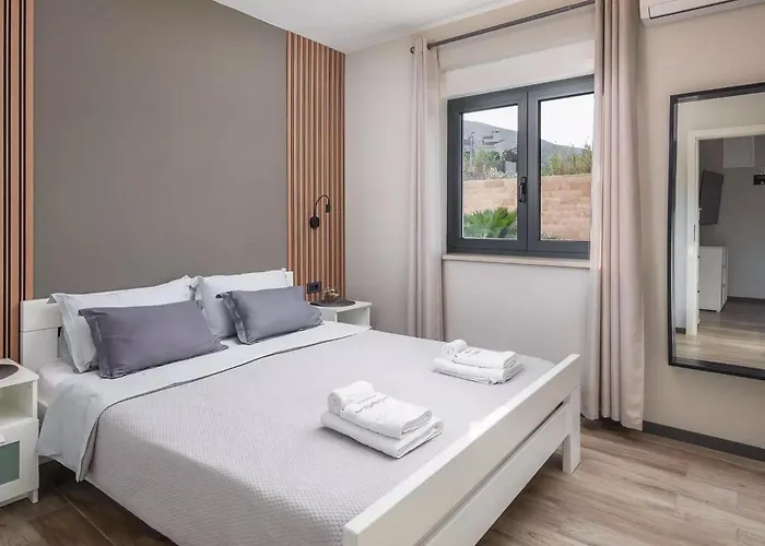 Holiday home Emma Pag