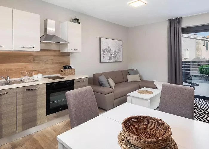 בית נופש Emma Pag